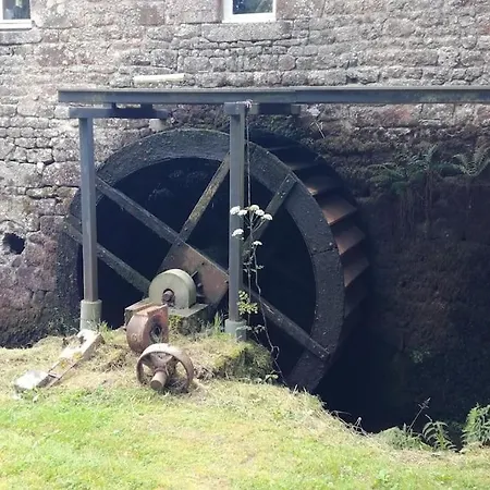 Dom wakacyjny La Boulangerie Au Moulin Neuf *