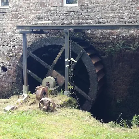 La Boulangerie Au Moulin Neuf Saint-Aubin-Des-Bois (Calvados)